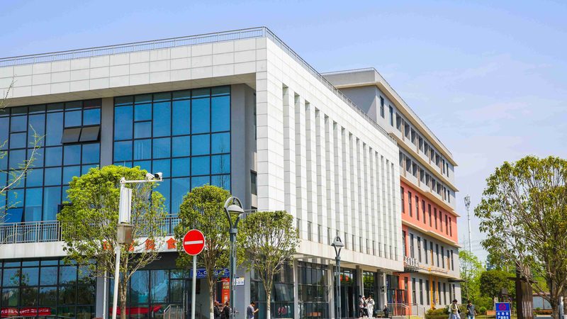 LED电子元件批发价格，揭秘其背后的市场逻辑