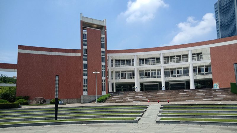 电子元器件定制，如何挑选优质厂家？**
